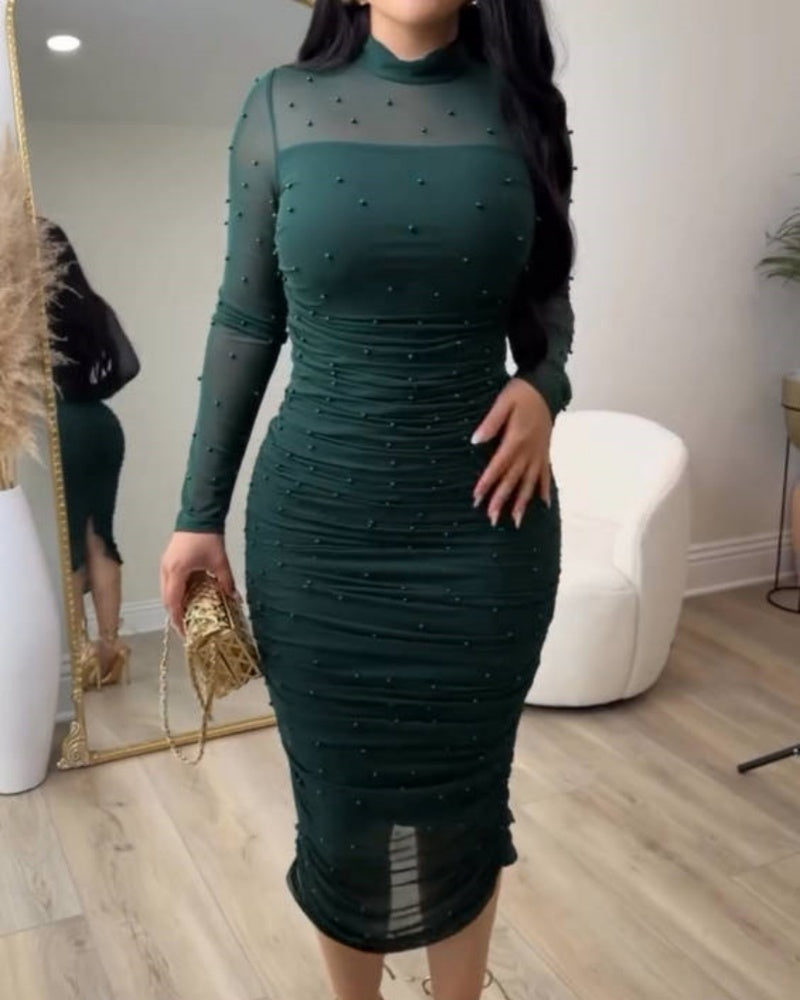 Elegantes Gerüschtes Figurbetontes Midikleid mit Netzstoffeinsätzen und Stehkragen