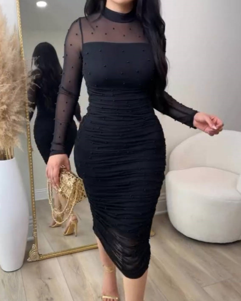 Elegantes Gerüschtes Figurbetontes Midikleid mit Netzstoffeinsätzen und Stehkragen